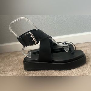 Osos design - chunky sandals Toe slide, size 10US